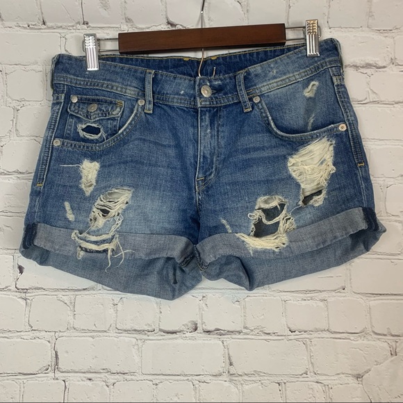 H&M distressed jean shorts size 6 - Picture 1 of 7